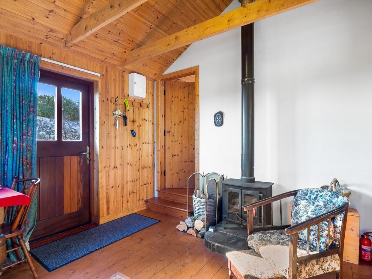 Seaside Log Cabin, Carna Villa Dış mekan fotoğraf